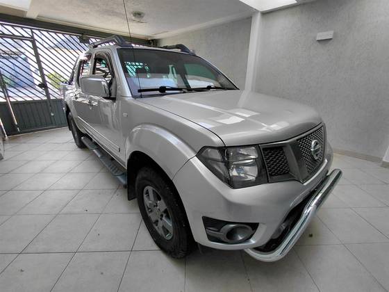 NISSAN FRONTIER 2.5 SV ATTACK 4X2 CD TURBO ELETRONIC DIESEL 4P MANUAL NISSAN FRONTIER 2.5 SV ATTACK 4X2 CD TURBO ELETRONIC DIESEL 4P MANUAL